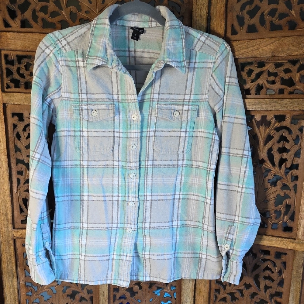 Patagonia Organic Cotton Plaid Shirt - Mint and Gray Size 4